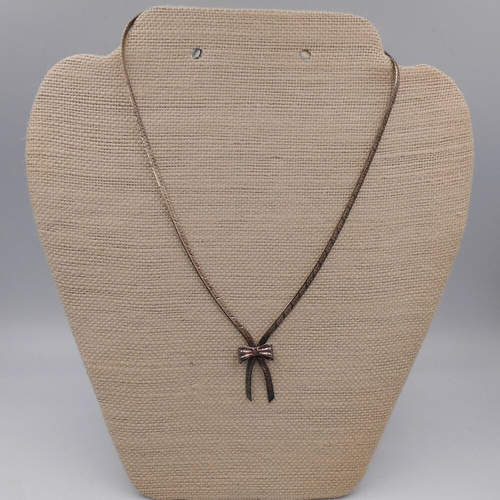 STERLING SILVER ITALIAN BOW RIBBON HERRINGBONE NECKLACE MARKED FMC 925 ITALY